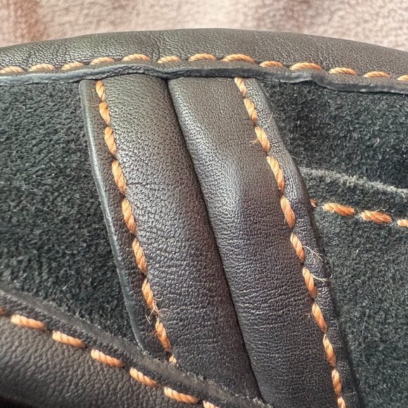 UGG Australia Black Suede Shoulder Bag with side POCKETS NWOT - Picture 4 of 12